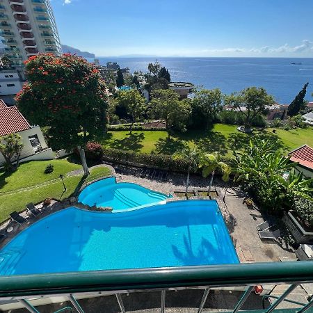 Luxury Oceanfront At Reid'S Gardens Apartamento Funchal  Exterior foto