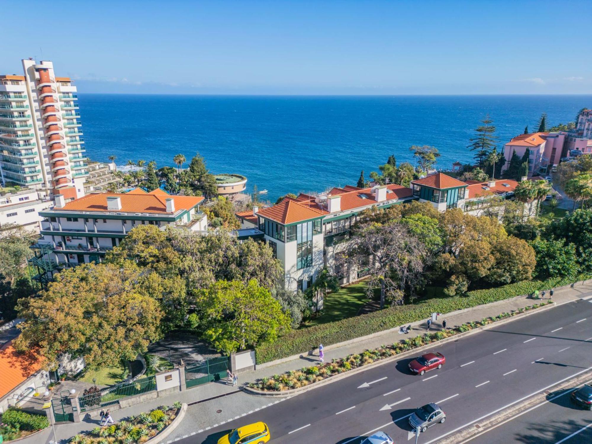 Luxury Oceanfront At Reid'S Gardens Apartamento Funchal  Exterior foto