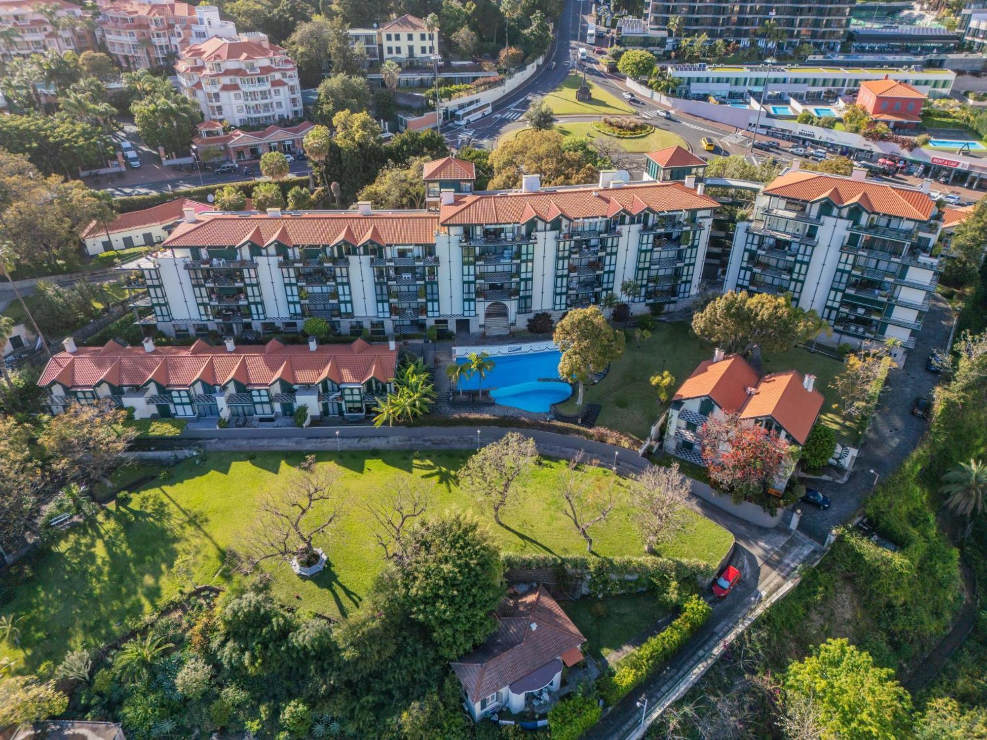 Luxury Oceanfront At Reid'S Gardens Apartamento Funchal  Exterior foto