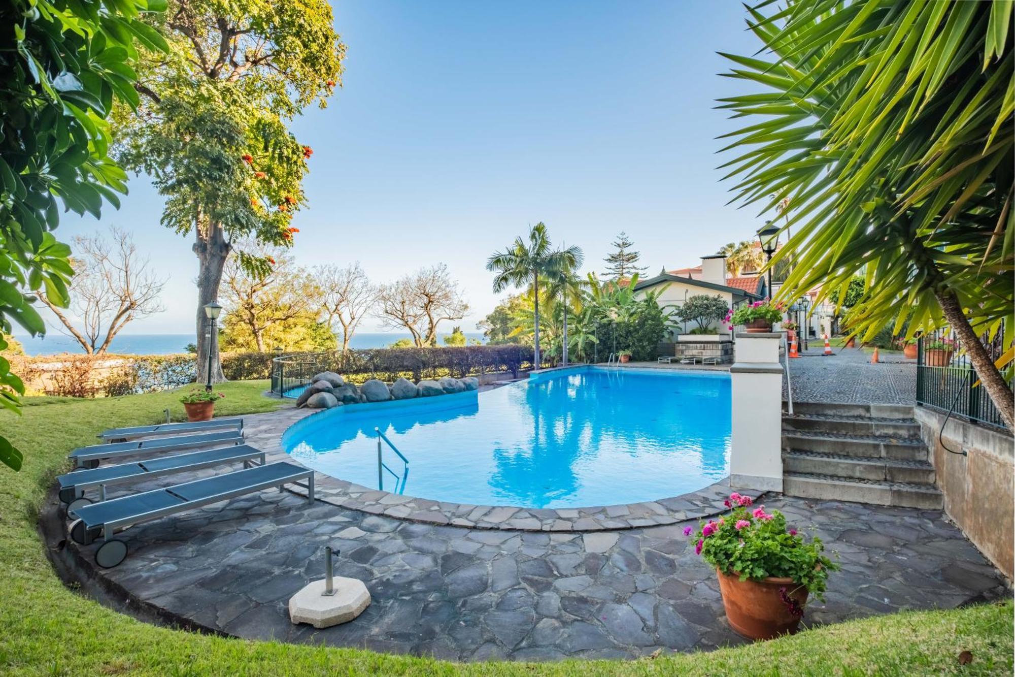 Luxury Oceanfront At Reid'S Gardens Apartamento Funchal  Exterior foto
